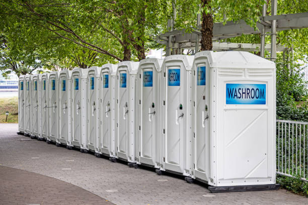 Best Porta potty delivery and setup  in Luverne, AL